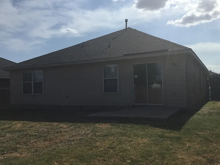 7605 Stanhope Ln — Photo 18