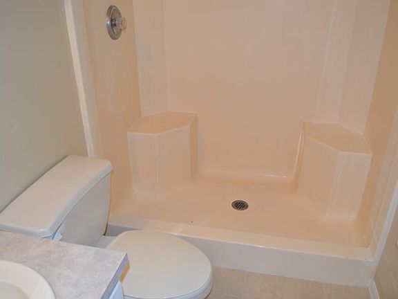 3rd image of 914 Sunniland Blvd