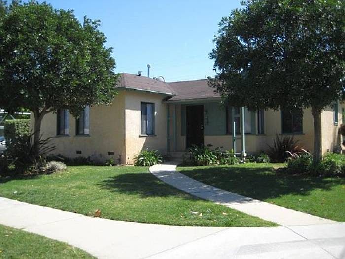 Exterior - Corner Lot