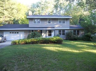 5550 R Ave E, Scotts, MI 49088