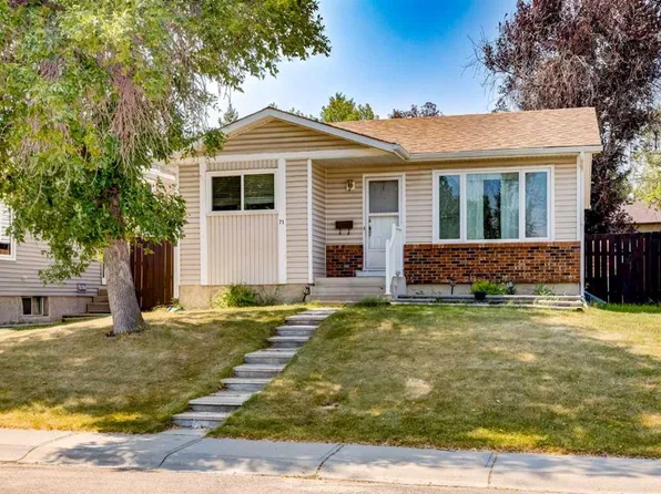 71 E Rivervalley Cres SE, Calgary, AB T2C 3K1
