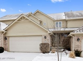 5534 Durand Dr, Downers Grove, IL 60515