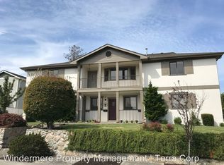 1806 10th St, Anacortes, WA 98221