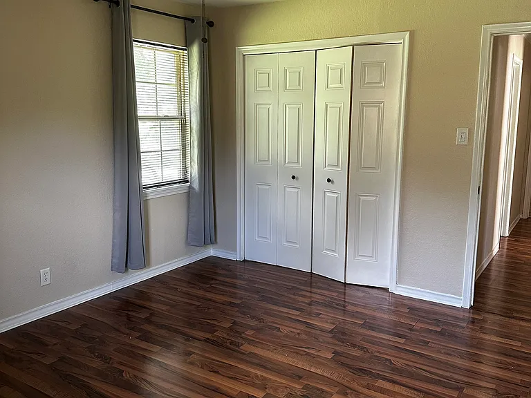 2124 Bandera Dr — Photo 15