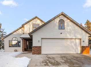 41 Cambridge Ct, Fond Du Lac, WI 54935