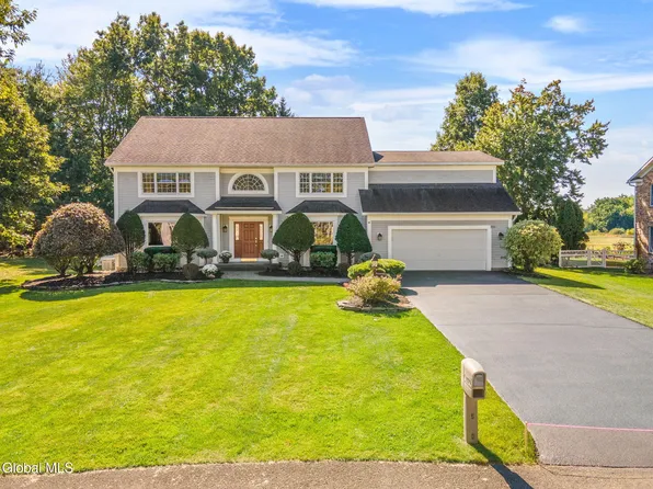 3079 New Williamsburg Drive, Schenectady, NY 12303