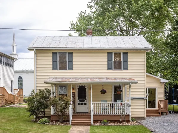 183 Grasshopper Ln, McGaheysville, VA 22840