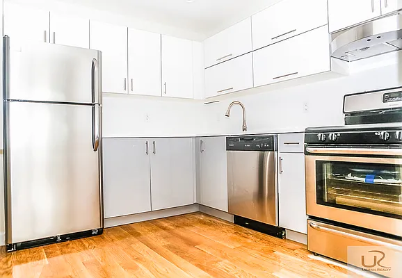 Rented by Urban Realty NYC | media 8