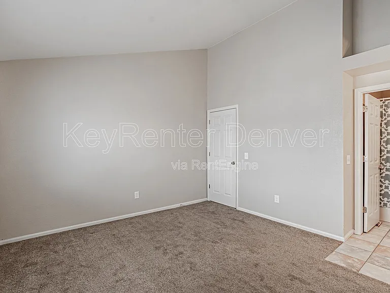 1099 S Walden Way #101 — Photo 21