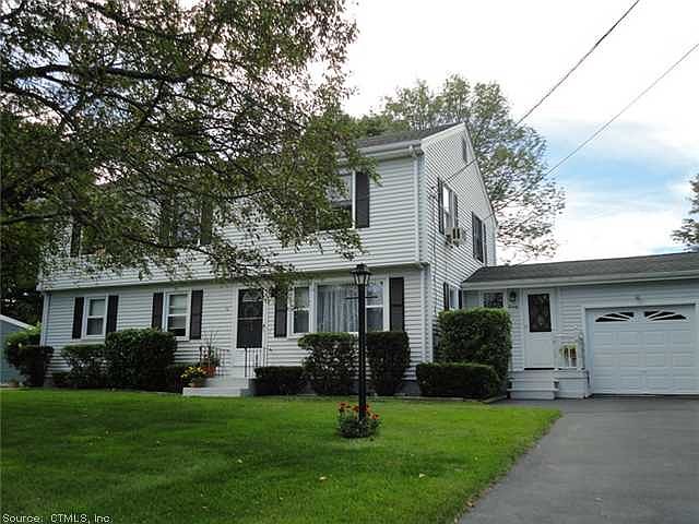 1st image of 20 Stark Dr