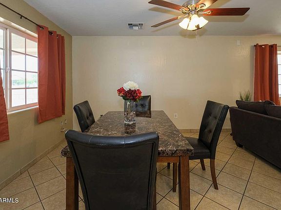 4th image of 515 N Sirrine