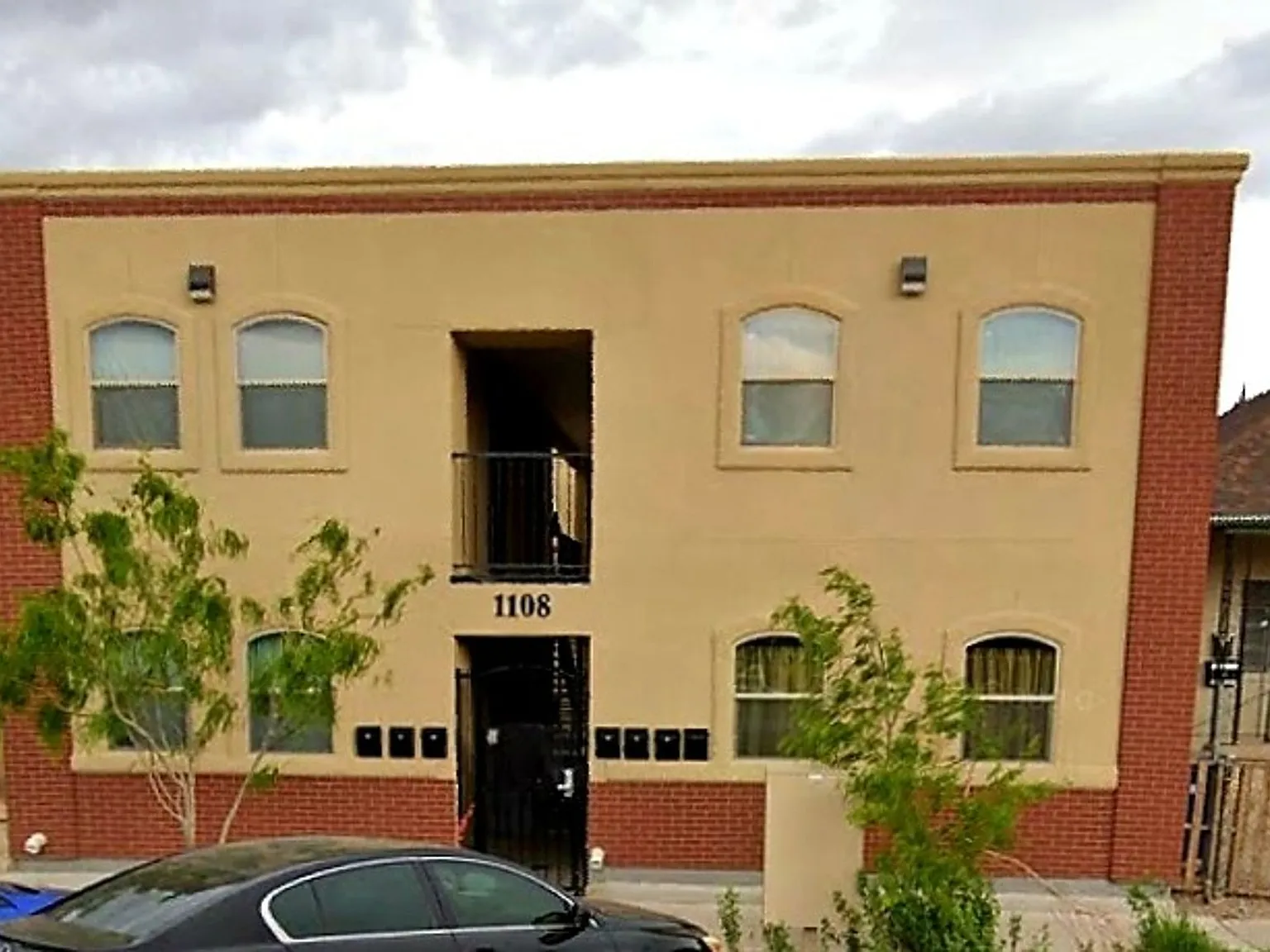 1108 Myrtle — Photo 4