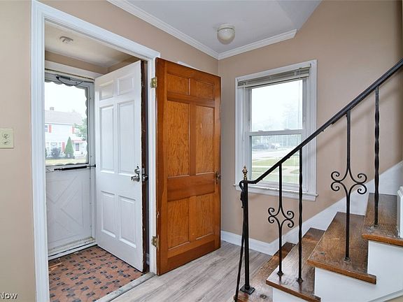 2nd image of 1408 Winston Rd