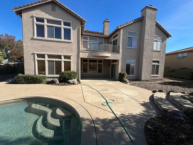 1581 Bella Cir — Photo 29