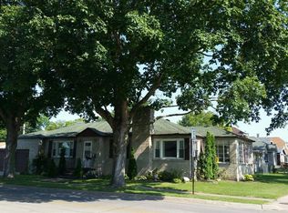 900 Harrison Ave, Burlington, IA