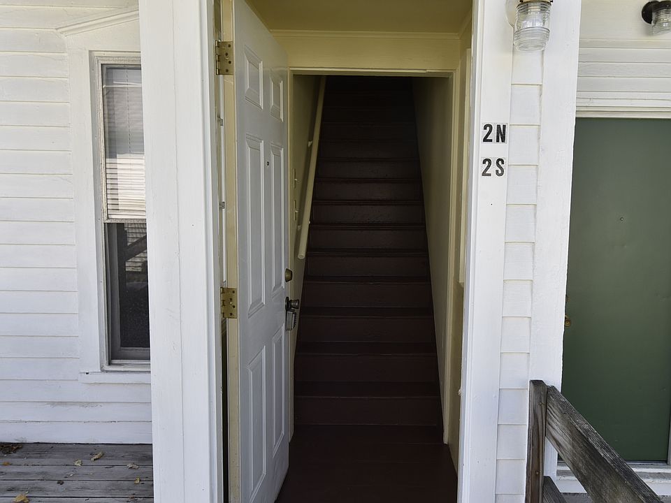 Entry to upstairs units