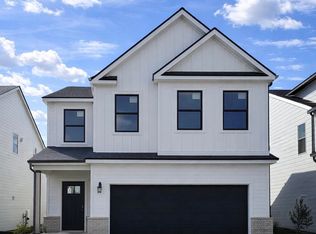 9290 Alban Chase Dr #3, Ooltewah, TN 37363