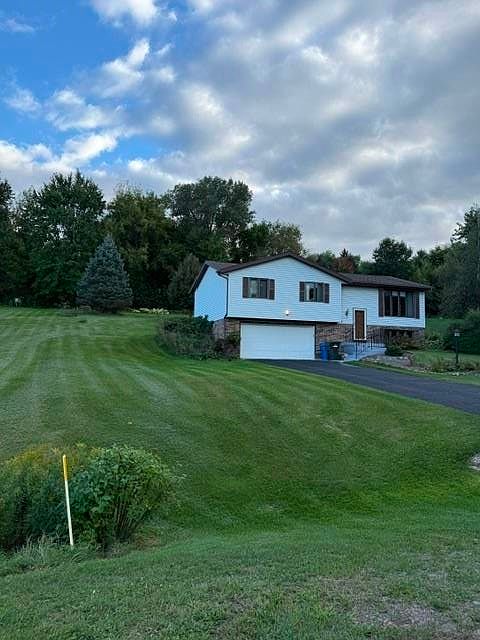 1st image of 7319 Meadow Ct