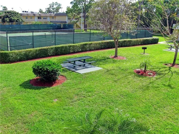 5174 NE 6th Avenue #523, Oakland Park, FL 33334