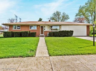 271 W Millers Rd, Des Plaines, IL 60016