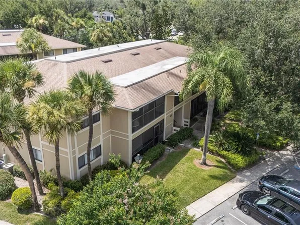 6018 Laketree Ln APT E, Temple Terrace, FL 33617