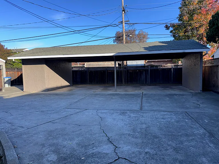 1096 Topaz Ave #1 — Photo 31