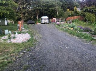 4210 Orchard Loop, Tillamook, OR 97141