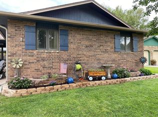 2915 Squire Pl, Garden City, KS 67846