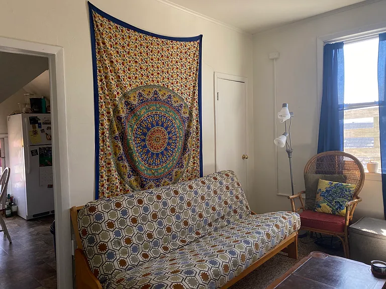 206 Maple St #4 — Photo 2