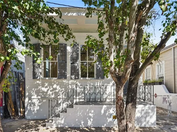 2417 Royal St, New Orleans, LA 70117