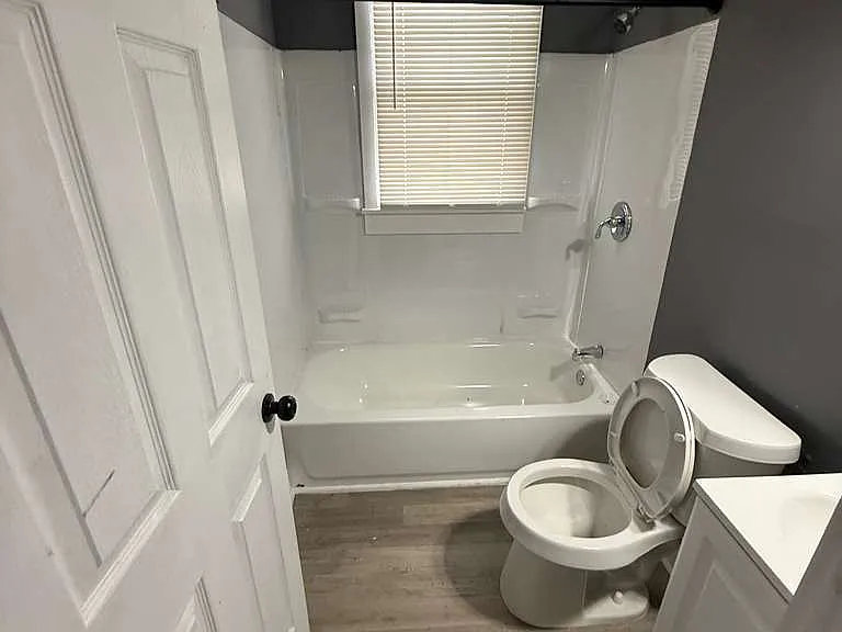 2676 Sturtevant St #3 — Photo 17