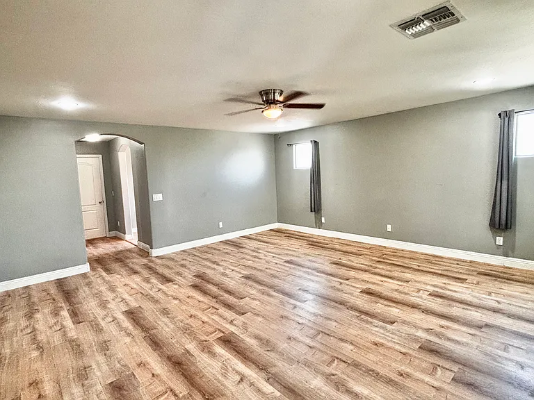 3279 E Jasper Dr — Photo 20