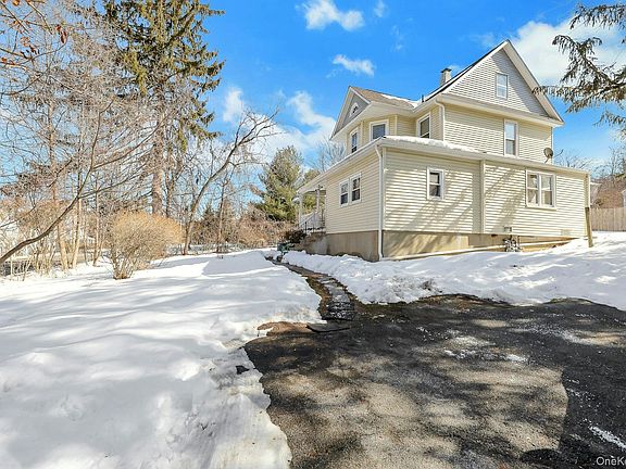 2nd image of 65 Lake Road