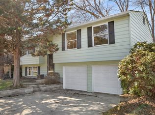 1720 Red Bird Rd, Madison, OH 44057