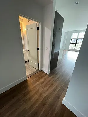 Rented by Bloom Real Estate Group | media 3