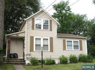 442 Van Buren St, Ridgewood, NJ 07450