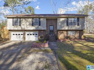 7314 Thomas Hall Dr, Trussville, AL 35173