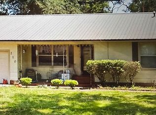 210 W Kansas St, Van, TX 75790