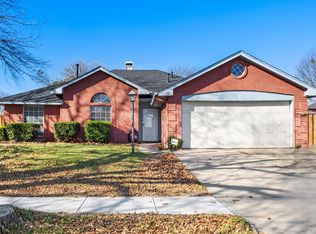 3717 Corn Valley Rd, Grand Prairie, TX 75052