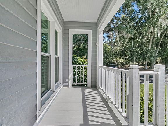 5th image of 108 Waterfront Plantation Dr