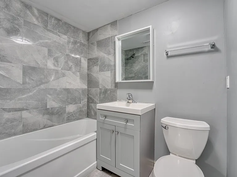 17 Kirk St #2 — Photo 15