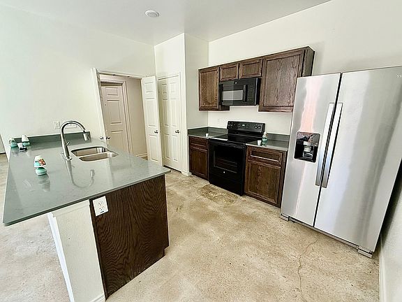2nd image of 2312 Duntov Dr #B