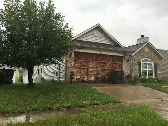 3rd image of 3037 N White River Pkway E Dr