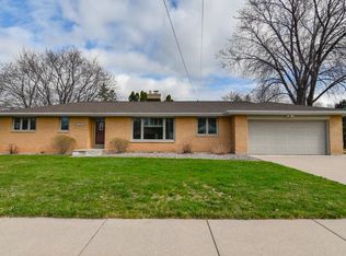 1311 George St, De Pere, WI 54115
