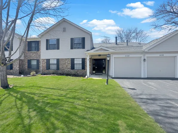 5124 Coventry Ln #2-8-C, Gurnee, IL 60031