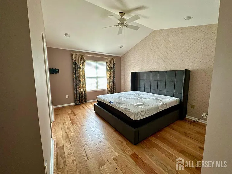 1304 Dahlia Cir — Photo 19