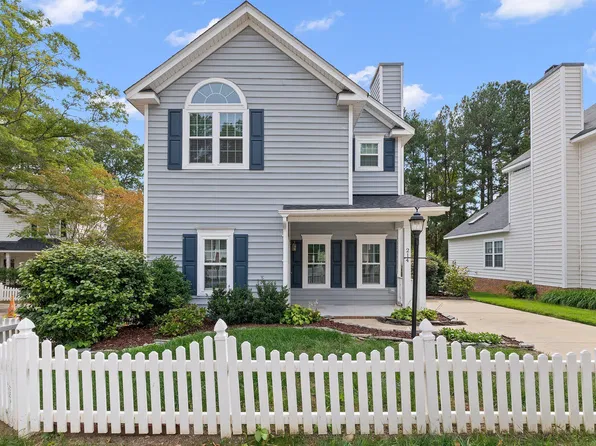 214 Bridgepath Dr, Cary, NC 27513