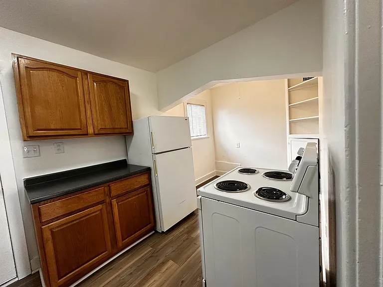 2303 Pacific Ave — Photo 8