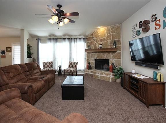 5th image of 813 Becard Dr
