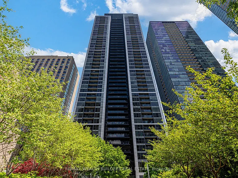 28 Ted Rogers Way #1212 — Photo 5